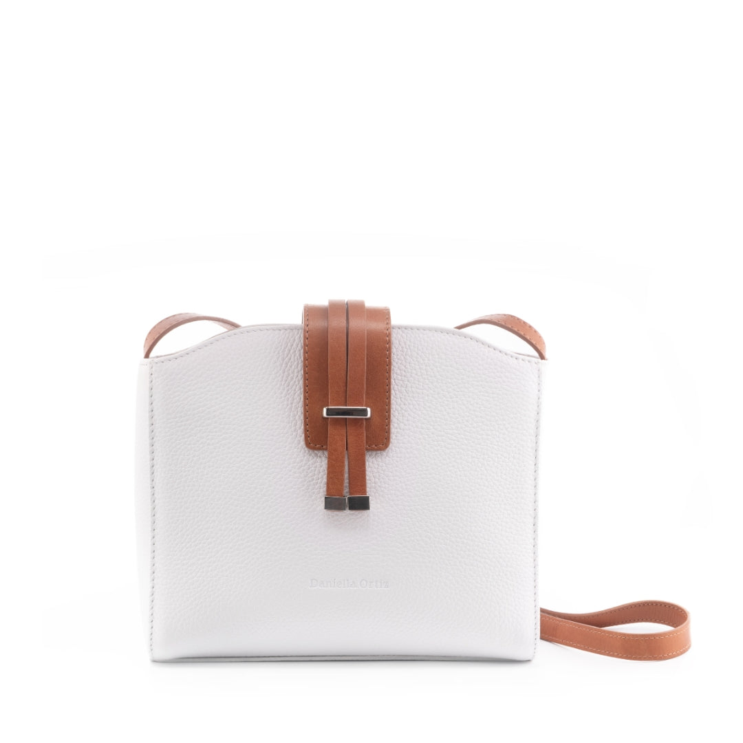 Susan – Elegant Leather Crossbody Bag | Daniella Ortiz