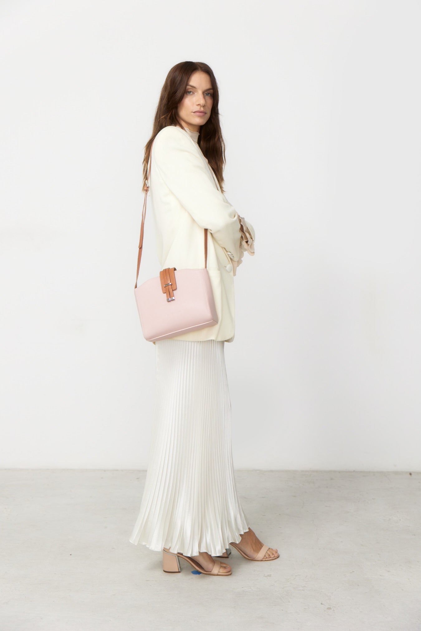 Susan – model, handcrafted in Argentina – Daniella Ortiz