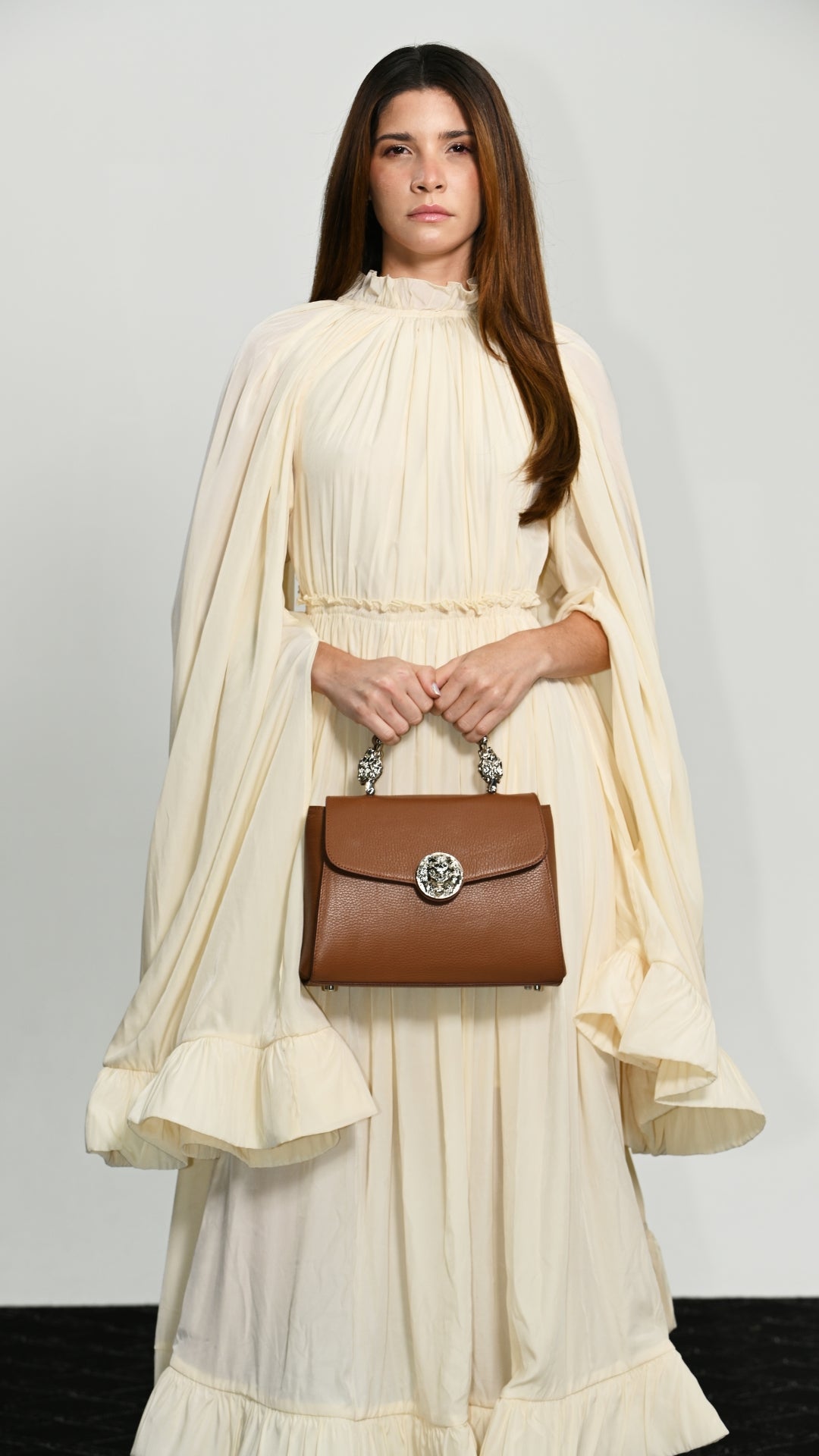 VERSAILLES - Leather